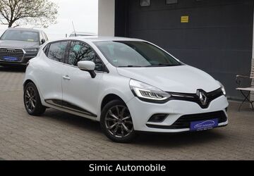 Renault Clio 124.000 km 7.999 &euro; Owen 73277