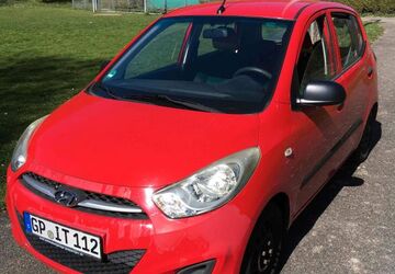 Hyundai i10 73.000 km 3.800 &euro; Geislingen 73312
