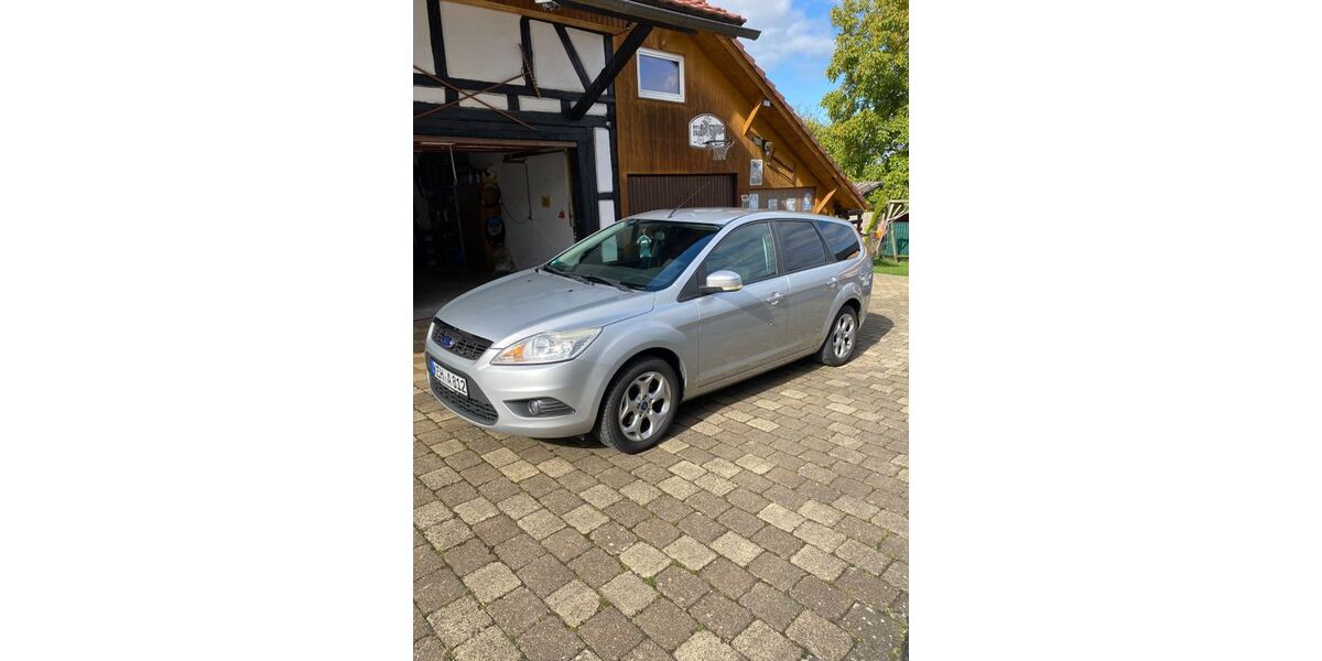Ford Focus 194.000 km 2.599 &euro; Schlat 73114