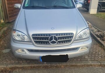 Mercedes-Benz ML 500 354.866 km 3.000 &euro; Neuffen 72639