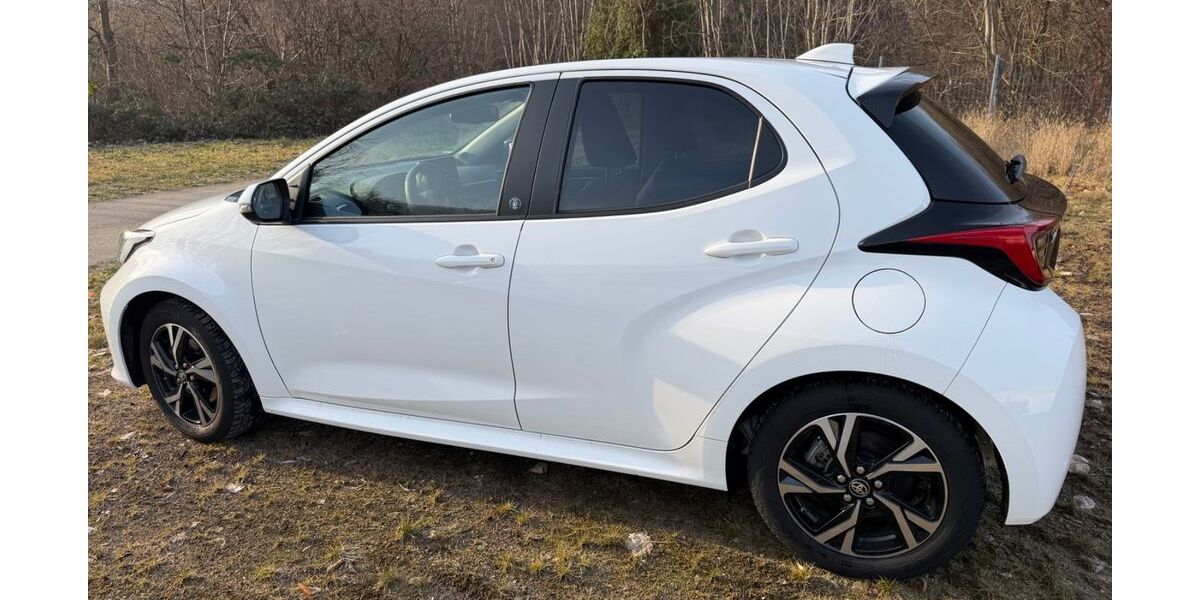 Toyota Yaris 20.900 km 19.000 &euro; Auenwald 71549