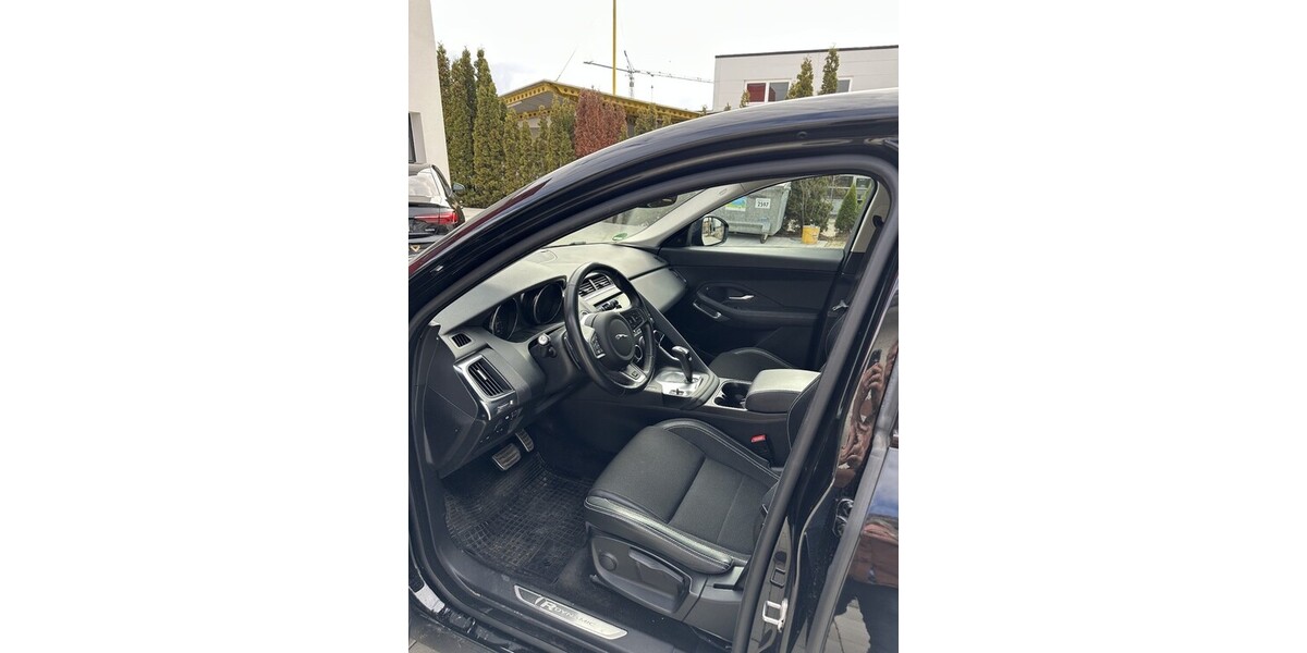 Jaguar E-Pace 91.000 km 19.900 &euro; Rechberghausen 73098