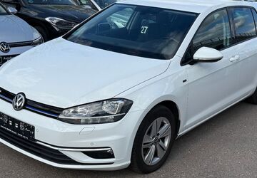 VW Golf 219.000 km 8.700 &euro; Essingen­­­ 73457