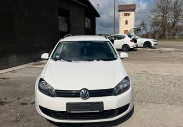 VW Golf 125.000 km 3.590 &euro; Gussenstadt 89547