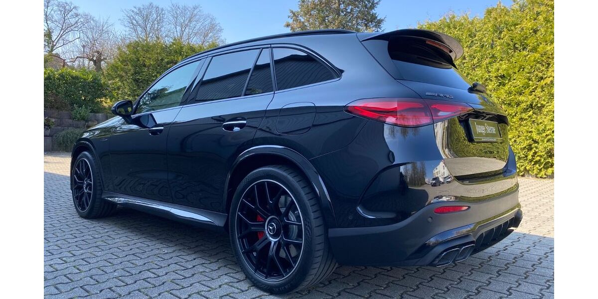 Mercedes-Benz GLC 63 AMG 5.372 km 96.990 &euro; Esslingen am Neckar 73728