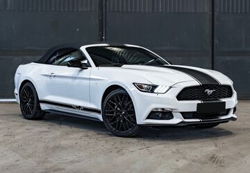 Ford Mustang 99.000 km 23.900 &euro; Iggingen 73574