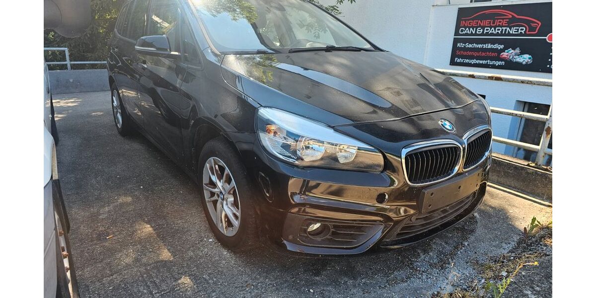 BMW 216 136.200 km 8.999 &euro; Geislingen an der Steige 73312