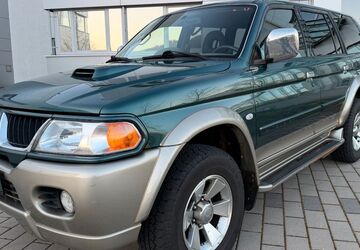Mitsubishi Pajero 41.632 km 9.676 &euro; Göppingen 73037