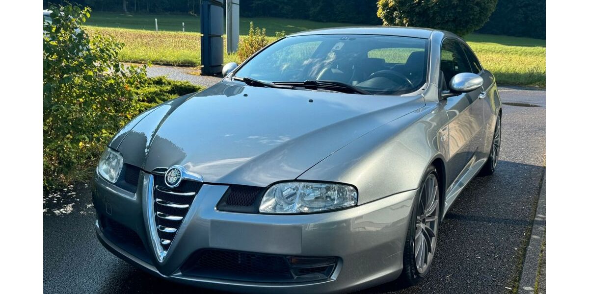 Alfa Romeo GT 108.225 km 23.990 &euro; Schwäbisch Gmünd 73527