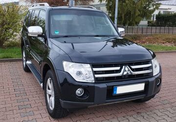 Mitsubishi Pajero 230.000 km 14.500 &euro; Schwäbisch Gmünd - Bargau 73529