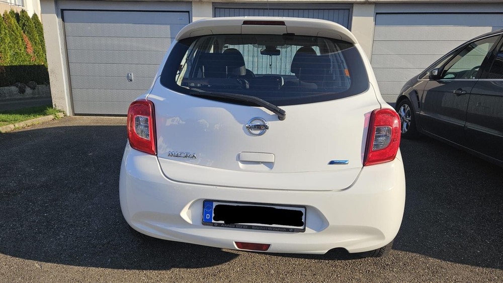 Nissan Micra 158.000 km 3.250 &euro; Salach 73084