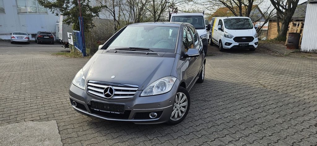 Mercedes-Benz A 170 180.798 km 3.900 &euro; Waiblingen Neustadt ( 15 km von Stuttgart ) 71336