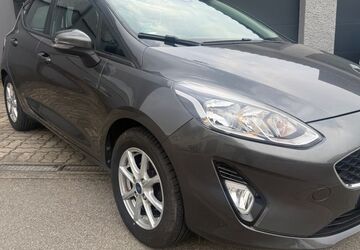Ford Fiesta 85.000 km 8.200 &euro; Essingen 73457