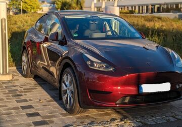 Tesla Model Y 57.900 km 33.300 &euro; Esslingen am Neckar 73730
