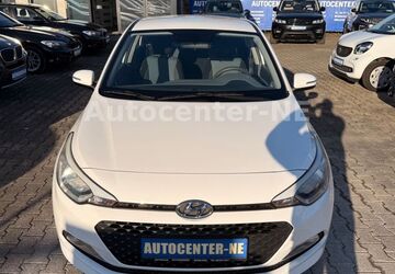 Hyundai i20 77.800 km 8.200 &euro; Kirchheim Unter Teck 73230