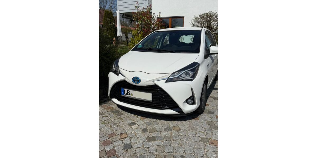 Toyota Yaris 139.921 km 9.900 &euro; Alfdorf 73553