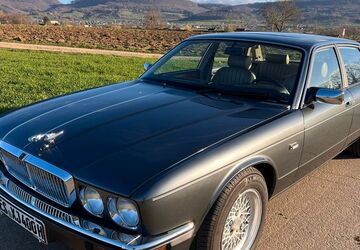 Jaguar XJ40 77.305 km 17.990 &euro; Bad Boll 73087