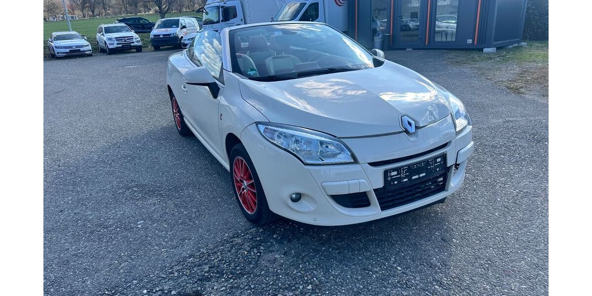 Renault Megane 74.000 km 5.890 &euro; Essingen 73457