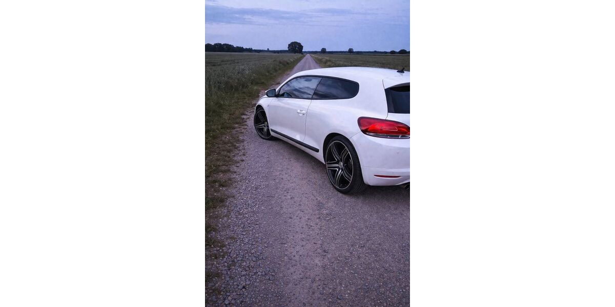 VW Scirocco 209.169 km 3.749 &euro; Gerstetten 89547