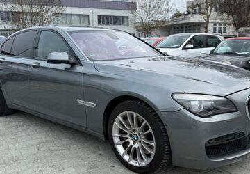 BMW 750 131.561 km 7.999 &euro; Fellbach 70736