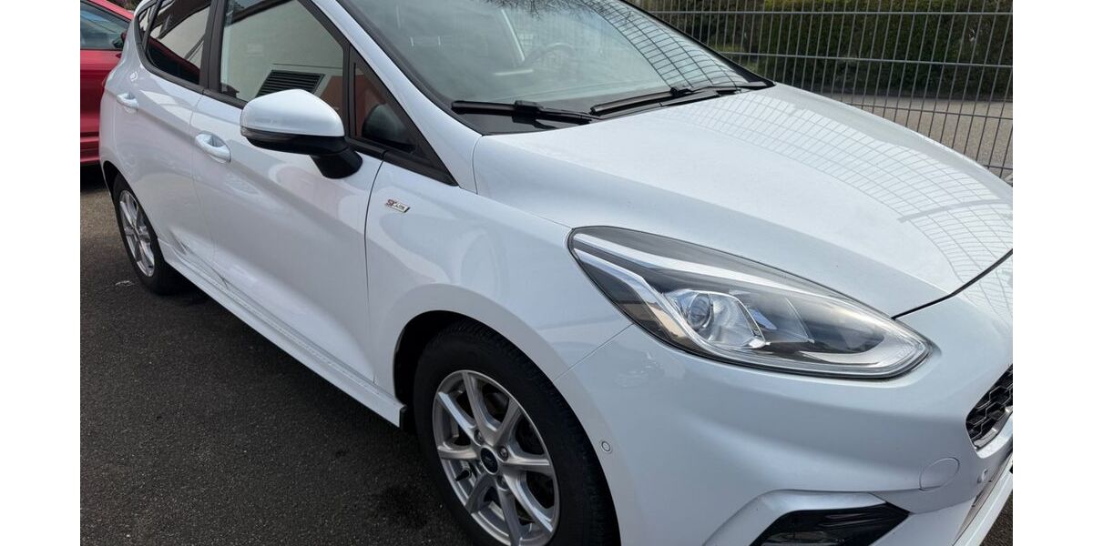 Ford Fiesta 92.000 km 10.400 &euro; Essingen 73457