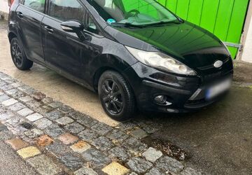 Ford Fiesta 246.000 km 2.500 &euro; Schorndorf 73614