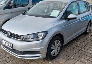 VW Touran 152.000 km 8.490 &euro; Feldstetten 89150