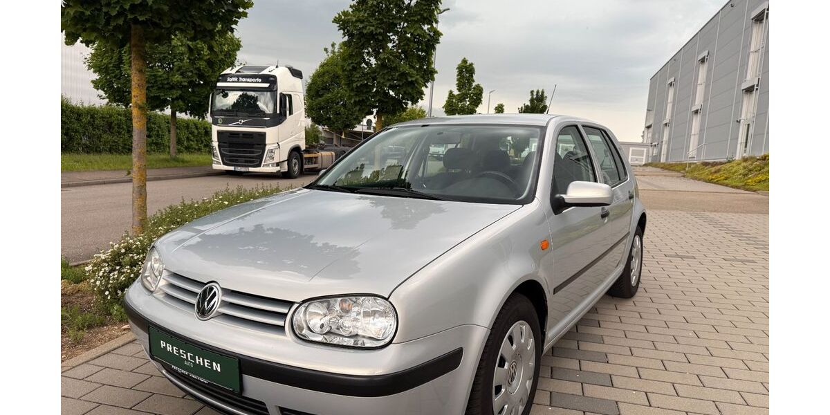 VW Golf 62.712 km 4.976 &euro; Göppingen 73037