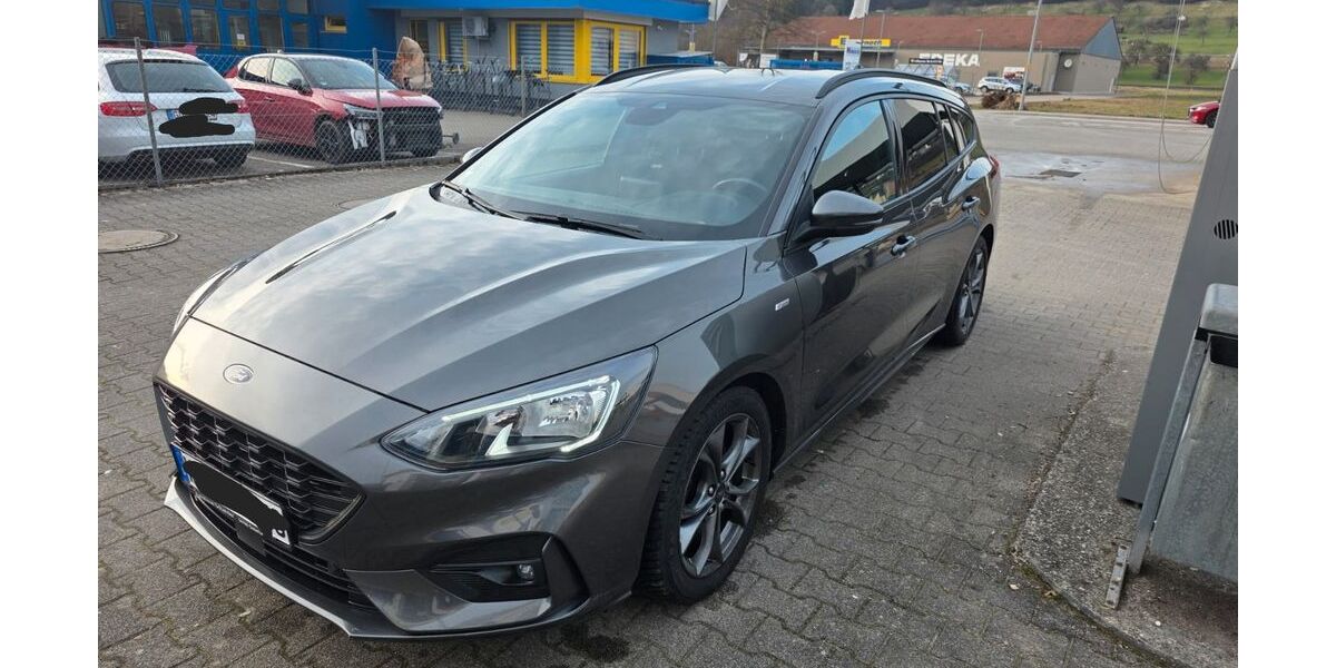 Ford Focus 138.000 km 12.999 &euro; Plüderhausen 73655