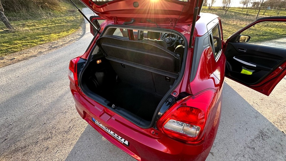Suzuki Swift II Schrägheck 40.000 km 16.950 &euro; Denkendorf 73770