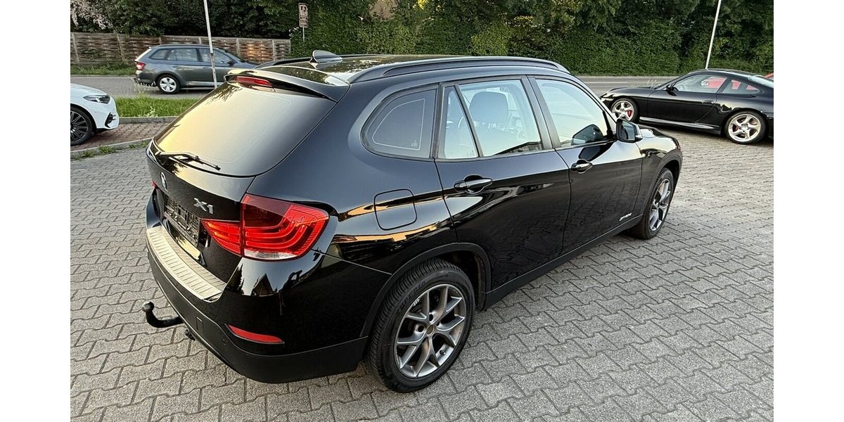 BMW X1 18d xDrive* Automatik,AHK,Bi-Xenon,Allrad* 200.000 km 7.850 &euro; Schorndorf 73614