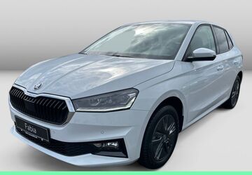 Skoda Fabia 1.111 km 25.890 &euro; Weinstadt-Endersbach 71384