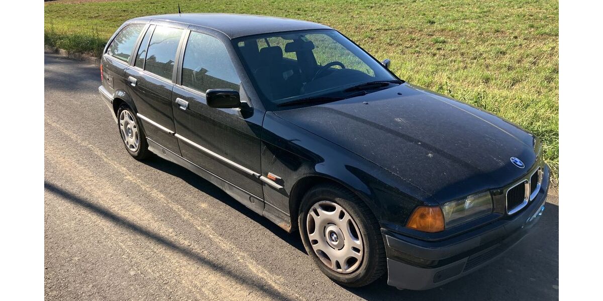 BMW 318 207.000 km 1.250 &euro; Ebersbach 73061