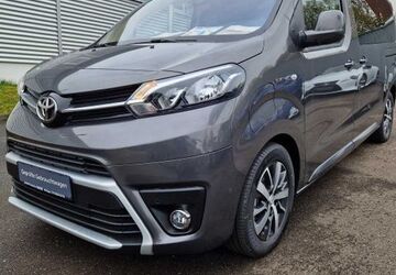 Toyota Proace (Verso) 1.111 km 43.600 &euro; Nürtingen 72622