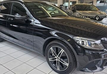 Mercedes-Benz C 220 185.000 km 18.990 &euro; Berghülen 89180