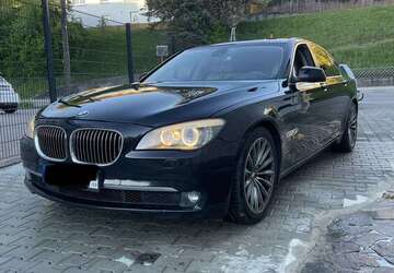 BMW 740 204.000 km 16.999 &euro; Aichwald 73773